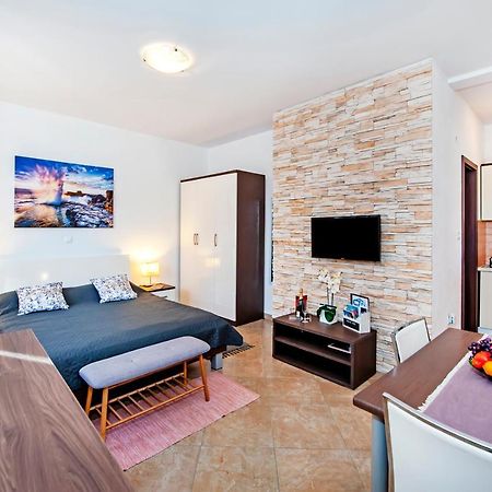 F&R Apartments Rovinj Luaran gambar