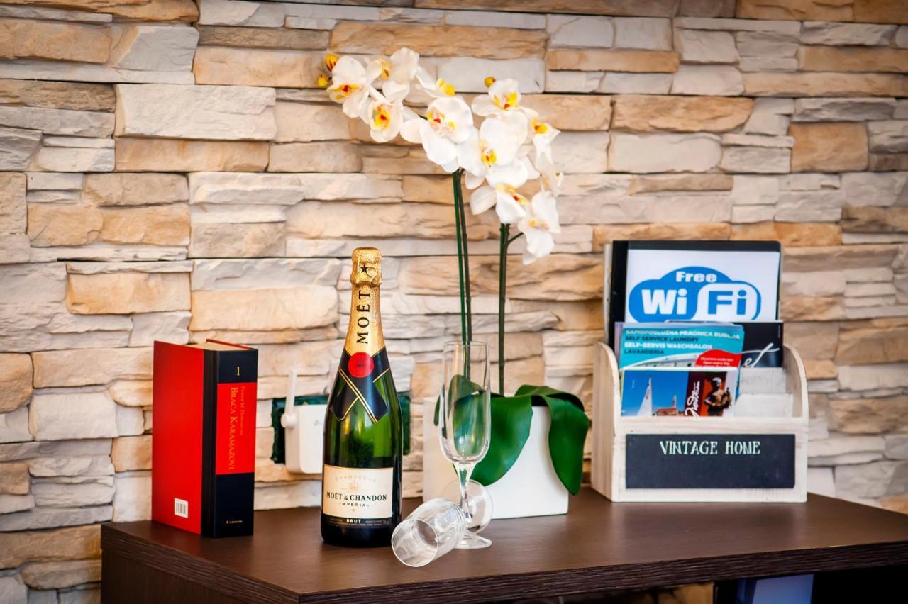 F&R Apartments Rovinj Luaran gambar